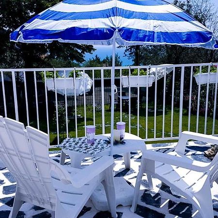 Simada Blue Guesthouse โกลเดน แซนส์ ภายนอก รูปภาพ