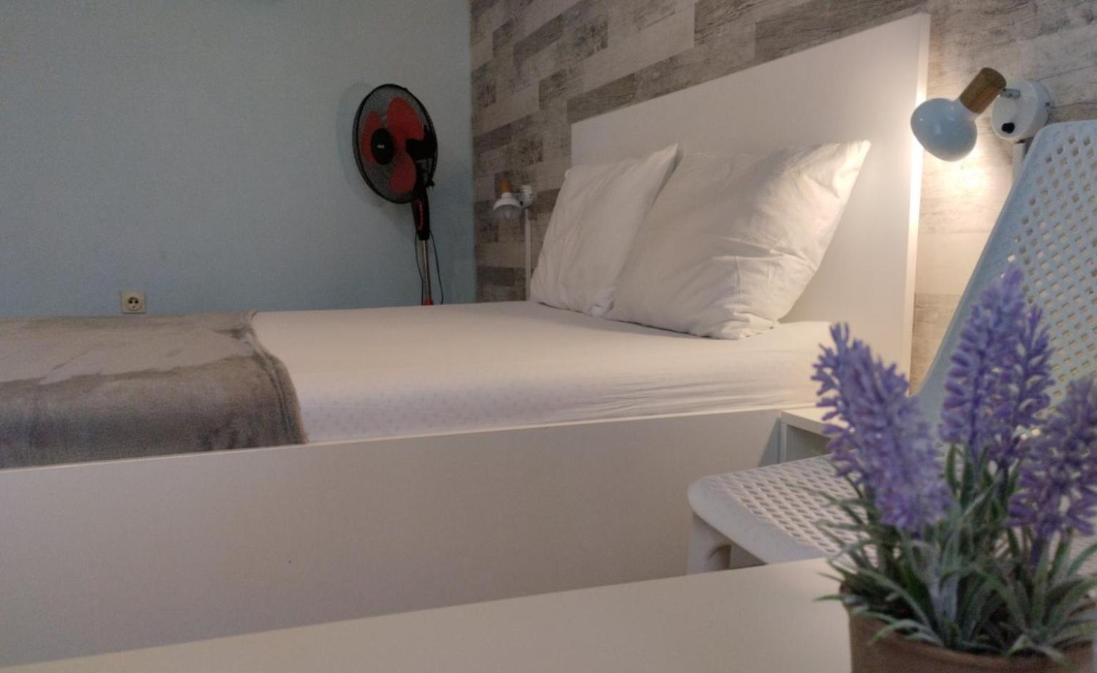 Simada Blue Guesthouse โกลเดน แซนส์ ภายนอก รูปภาพ