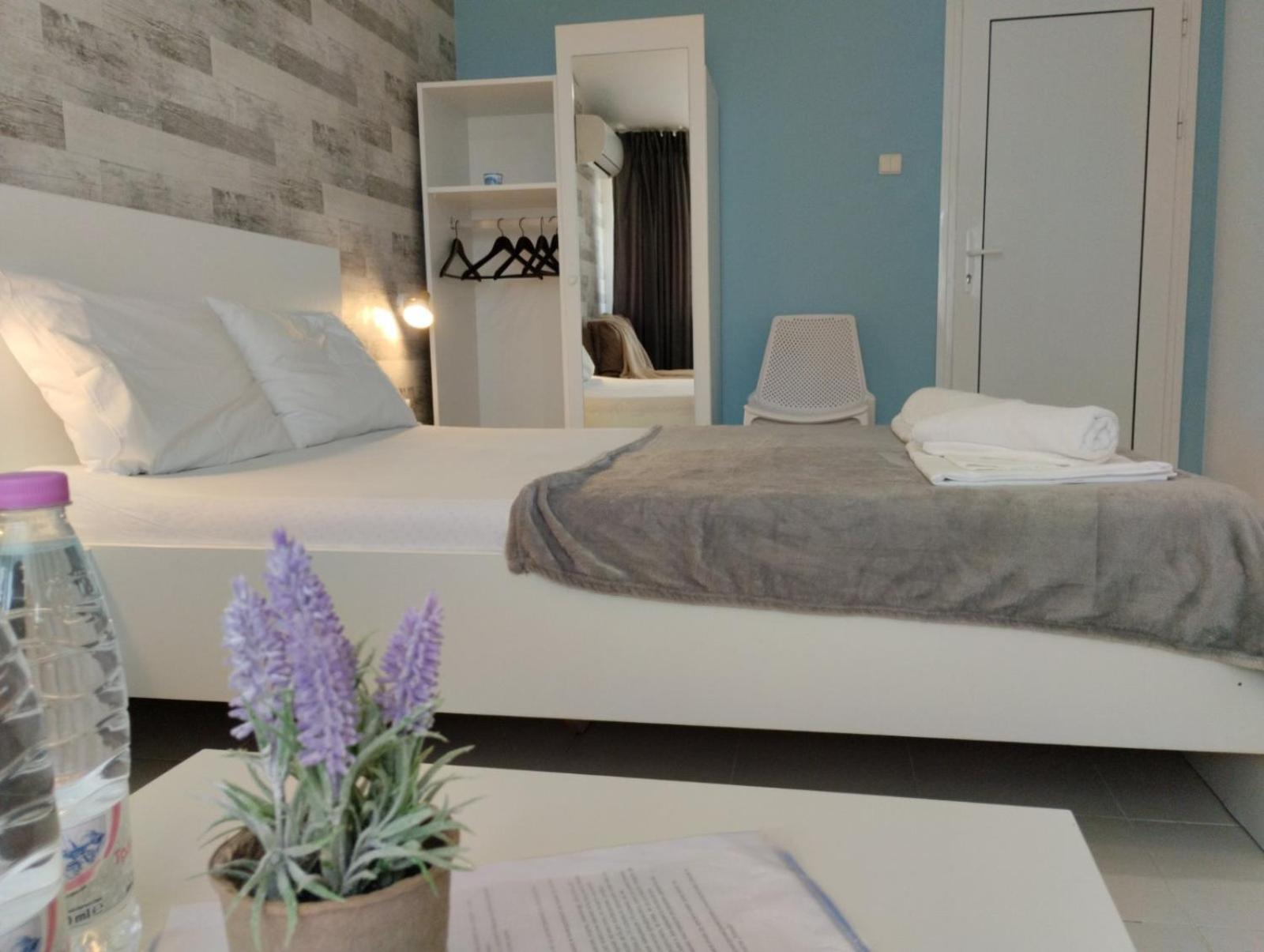 Simada Blue Guesthouse โกลเดน แซนส์ ภายนอก รูปภาพ